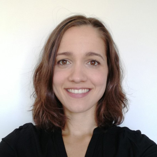 Adeline Arniac, Docteure en Langue et Littérature anglaise et anglo-saxonne